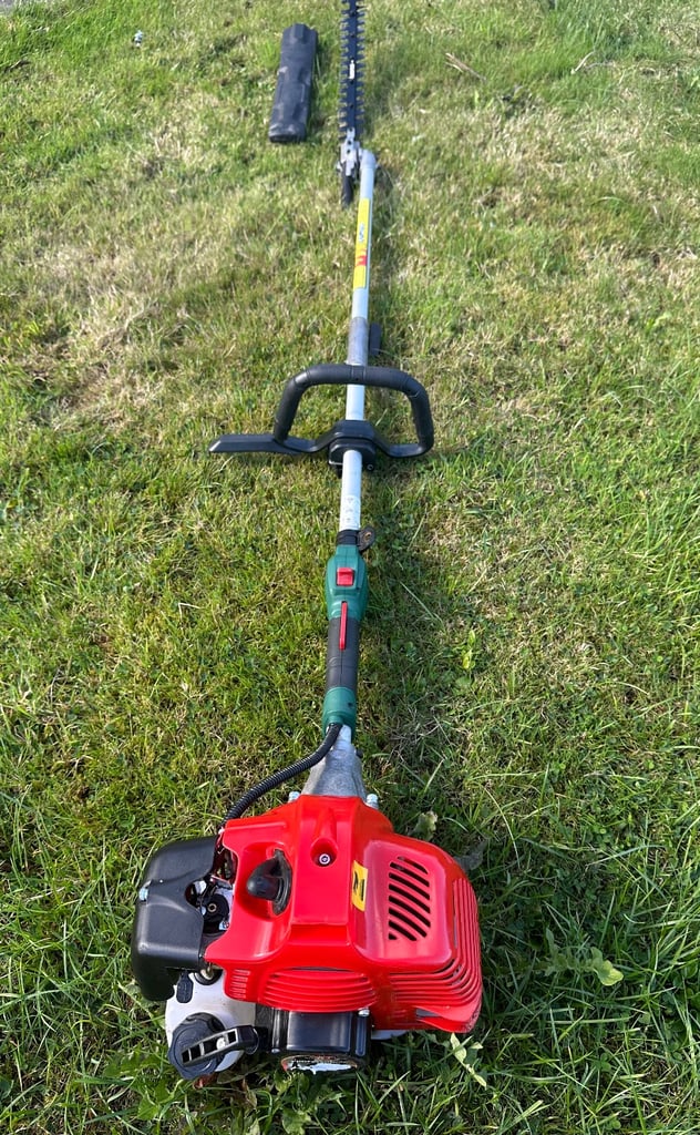 Long reach petrol hedge cutter vgc easy start clippers lawnmower mower trimmer