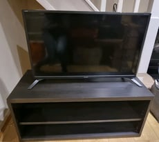 TV Sharp 32inch £60