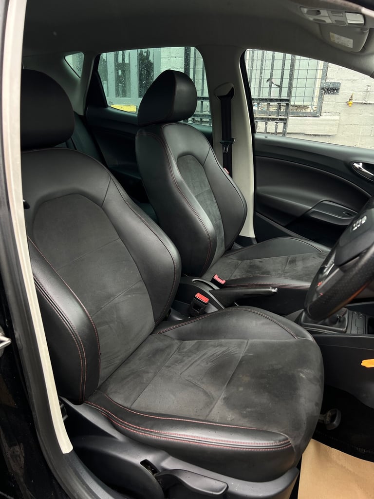 2015 SEAT Ibiza 1.2 TSI FR Black 5dr HATCHBACK Petrol Manual