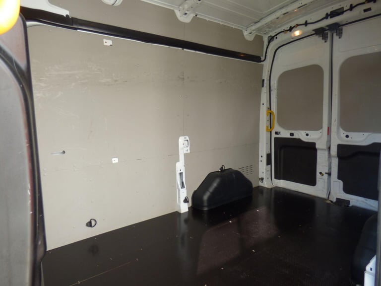 FORD TRANSIT 2.0 Transit Trend Van 350 L2 2.0L EcoBlue 130PS FWD 6 Speed Manual