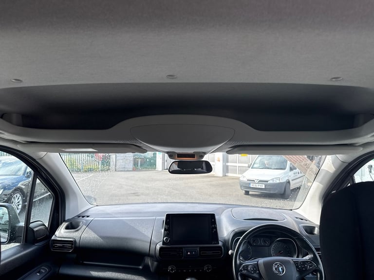 2022 Vauxhall Combo Life 1.5 Turbo D SE 5dr [7 seat] MPV DIESEL Manual