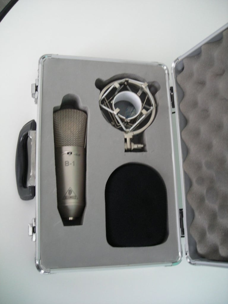 BEHRINGER B1 CONDENSER MICROPHONE PACKAGE
