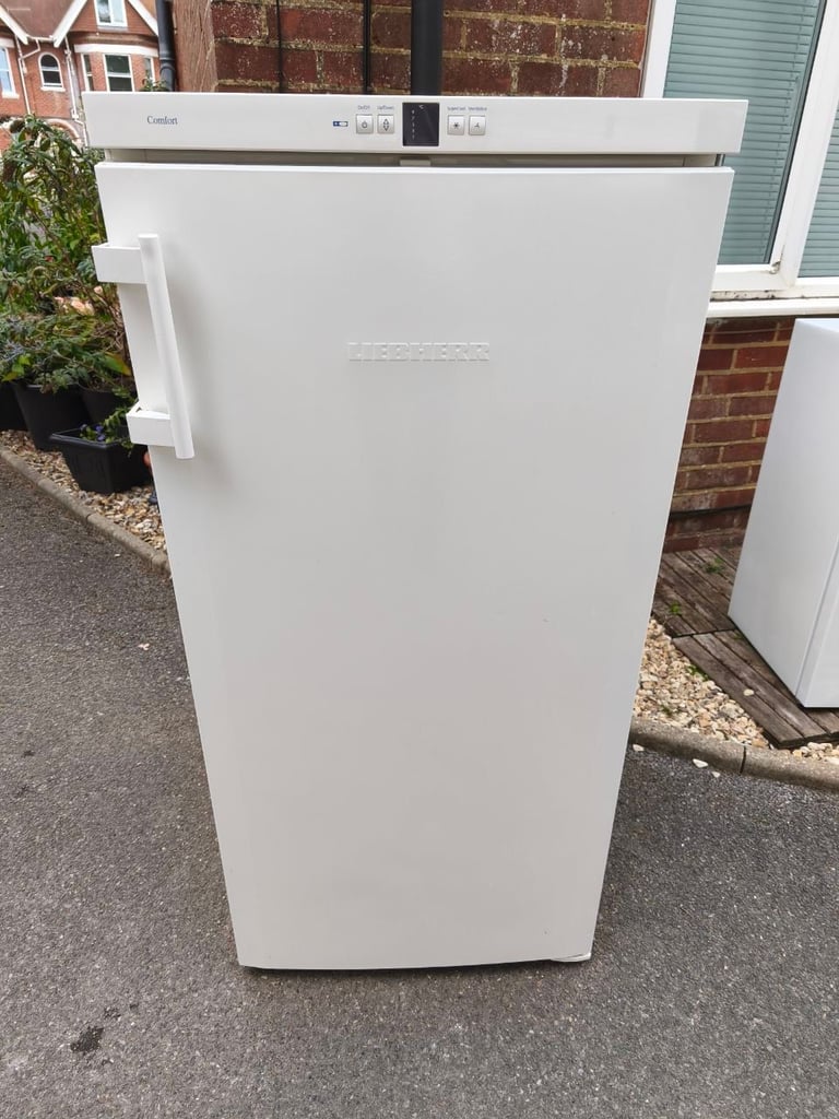 image for Fridge Refrigerator LIEBHERR * A+ Energy Class * TOP Brand * RRP 800£