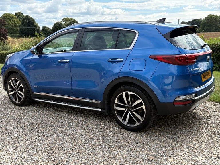 Kia Sportage 2.0 Diesel ISG 4 AWD Auto.Heated leather,reverse camera,pan roof