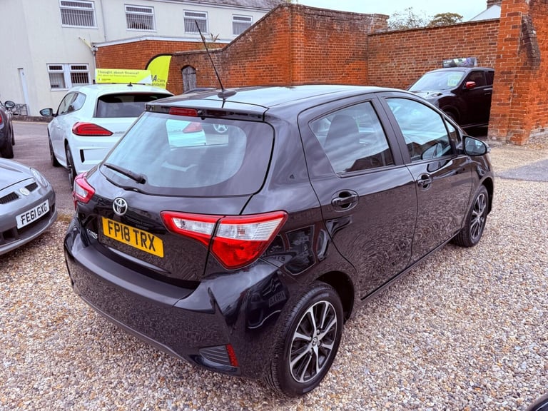 TOYOTA YARIS 1.5 VVT-i Icon Tech 2018