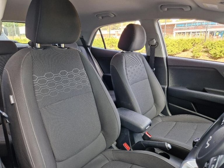  Kia Rio 1.0 T-GDi 2 Hatchback 5dr Petrol Manual Euro 6 (s/s) (99 bhp) Petrol Manual