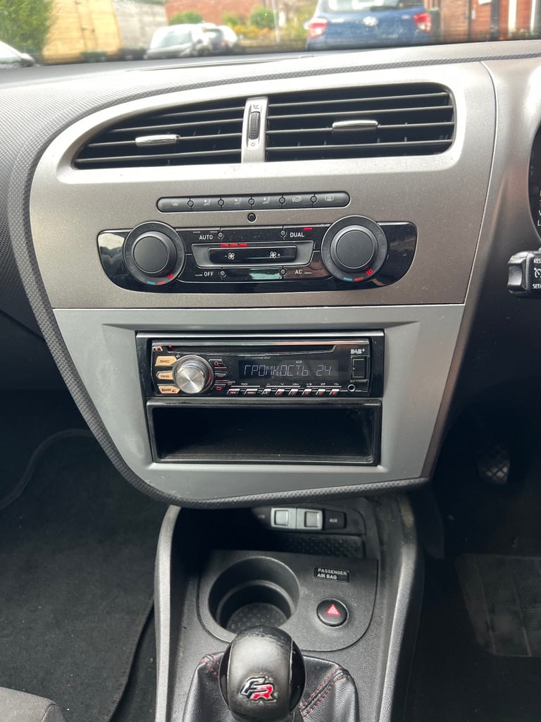 Seat, LEON, Hatchback, 2009, Manual, 1968 (cc), 5 doors