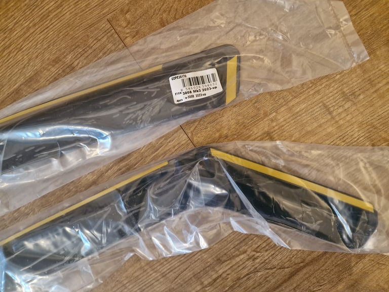 NEW 2025 PEUGEOT 3008 Hybrid WIND Deflectors