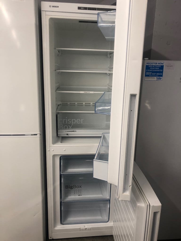 🚚SALE NOW ON🚚BOSCH 60/40 FRIDGE FREEZERWITH GUARANTEE 