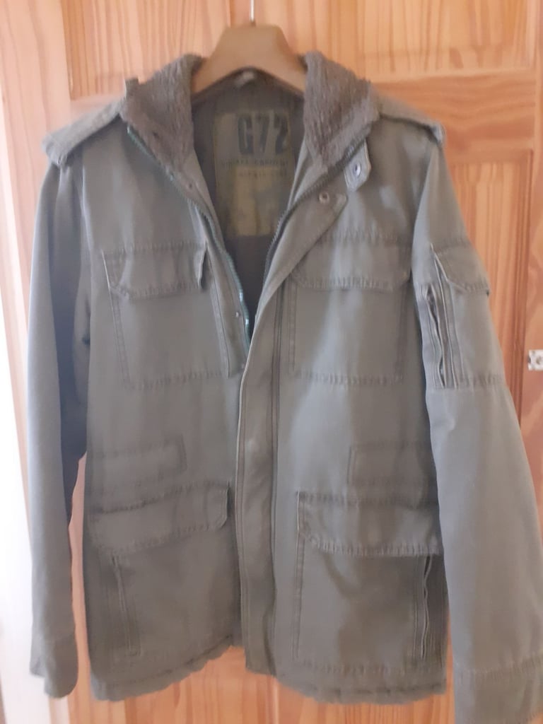 KHAKI COLOURED HEAVY JACKET 