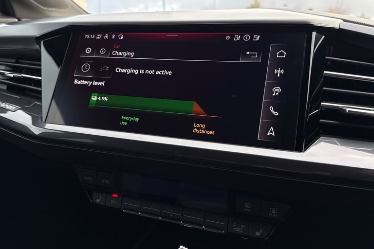 2024 Audi Q4 e-tron Q4 Sportback Black Edition 45 e-tron  210,00 kW SUV Automatic