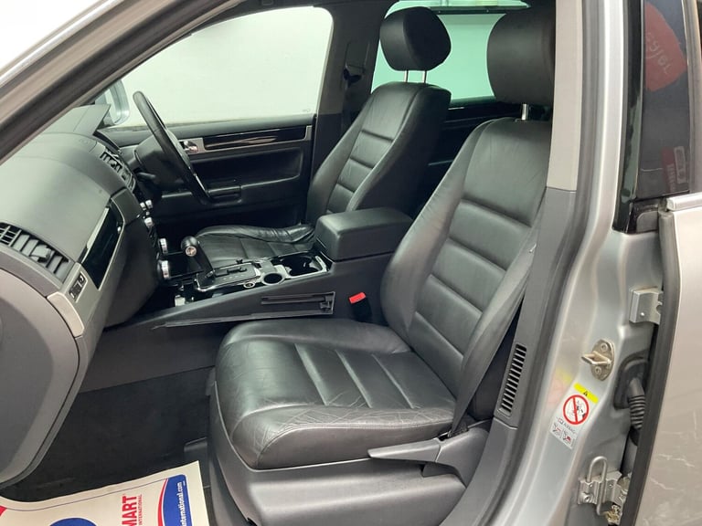 2010 Volkswagen Touareg 3.0 TDI V6 DPF Altitude 5dr ESTATE Diesel Automatic