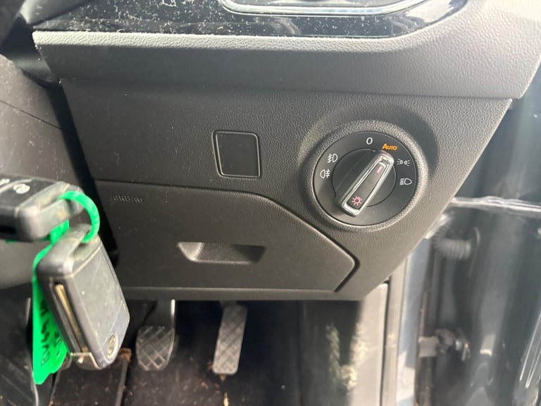 2019 SEAT Leon 1.5 TSI EVO FR Euro 6 (s/s) 5dr HATCHBACK Petrol Manual