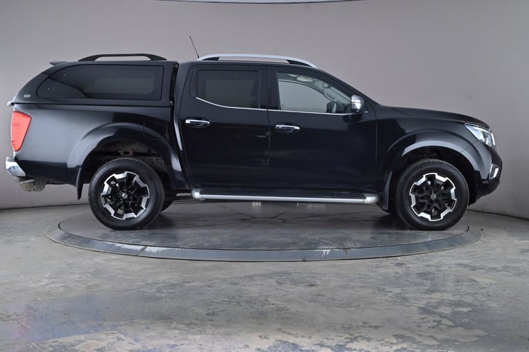  Nissan Navara 2.3 Dci Tekna Pickup Double Cab 4dr Diesel Auto 4wd Euro 6 190 Ps