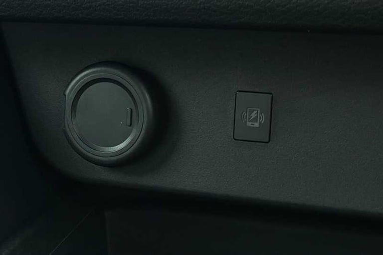 2025 Nissan Qashqai 1.3 DIG-T MH 158 N-CONNECTA 5DR XTRONIC Hatchback Petrol Automatic