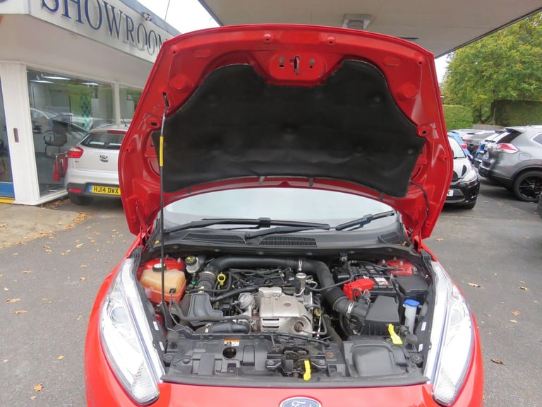 2016 Ford Fiesta 1.0T EcoBoost Zetec Euro 6 (s/s) 5dr HATCHBACK Petrol Manual