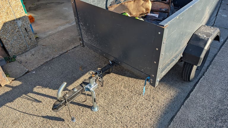 Car trailer 