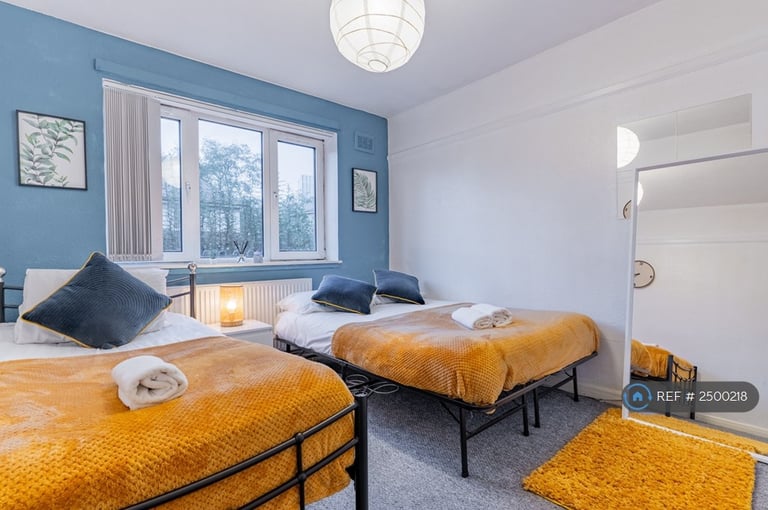 2 bedroom flat in Rawlins Street, Birmingham, B16 (2 bed) (#2500218)