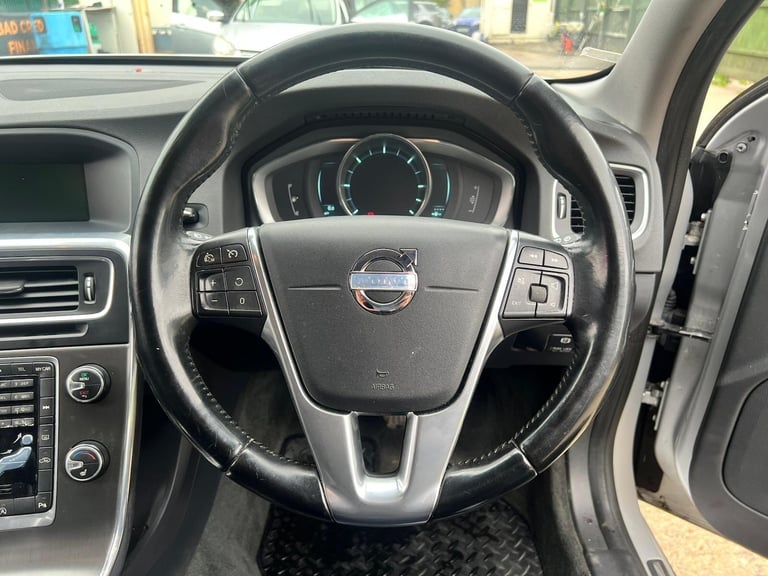 2013 Volvo V60 2.0 D3 SE Lux Euro 5 (s/s) 5dr ESTATE Diesel Manual