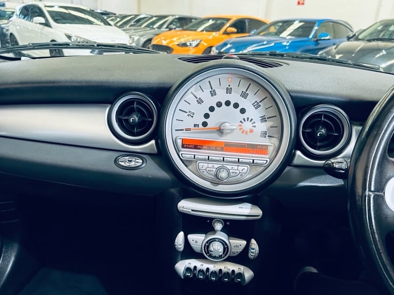 2010 60 MINI CONVERTIBLE 1.6 ONE CONVERTIBLE 2DR PETROL MANUAL EURO 5 (98 PS)