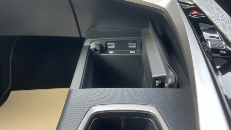 2025 Peugeot 3008 1.2 Hybrid 136 GT 5dr e-DSC6 Petrol Estate Estate Petrol Automatic