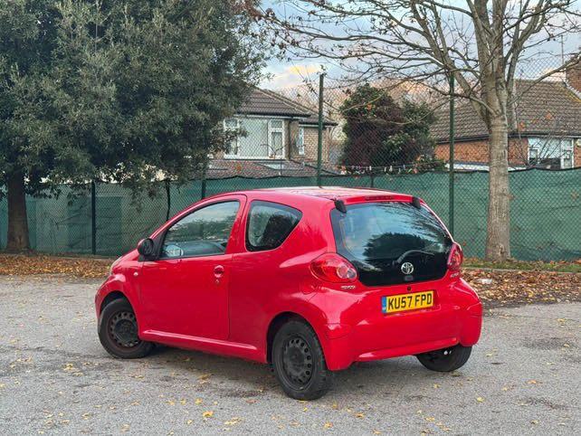 Toyota, AYGO, Hatchback, 2007, Manual, 998 (cc), 3 doors
