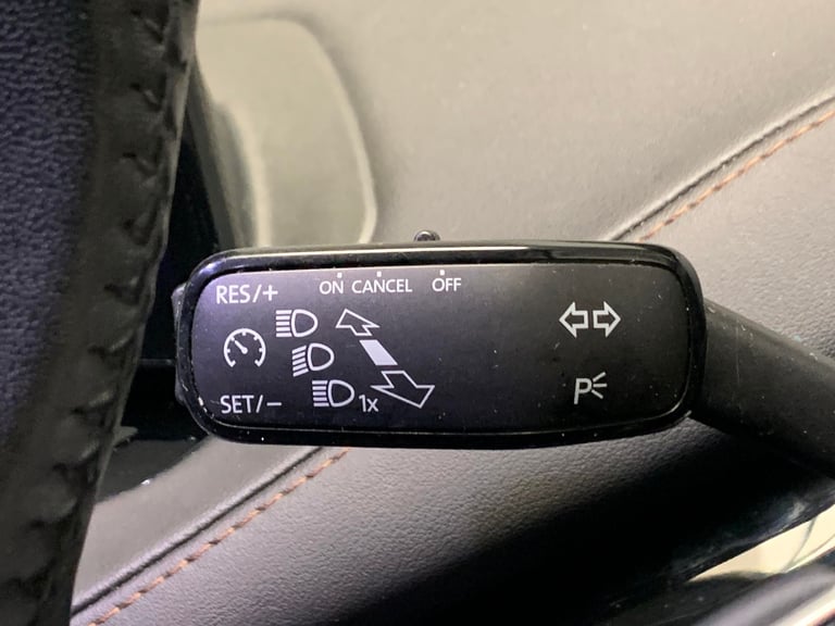 2022 Skoda Enyaq 62kWh 60 SUV 5dr Electric Auto (DC120kW) (179 ps) - NAV - WIFI - BLUETOOTH Suv E...