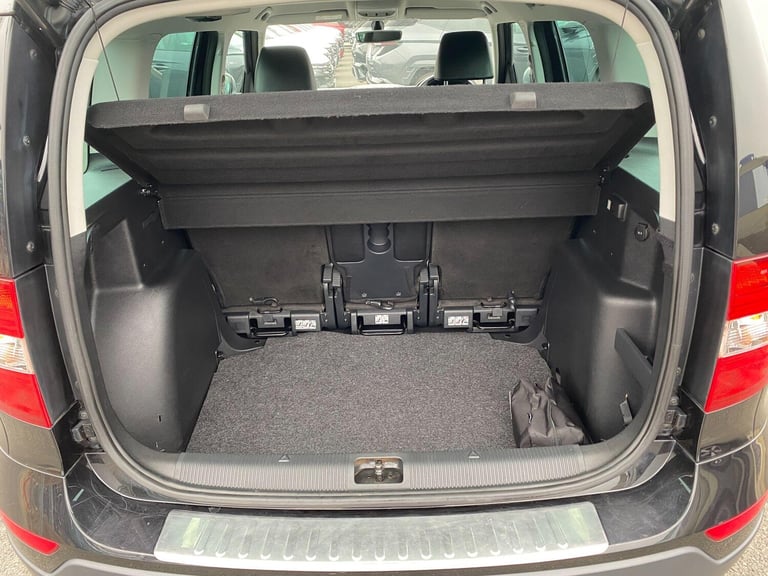 2017 Skoda Yeti 1.2 TSI SE L Drive Outdoor 5dr Petrol DSG Euro 6 (s/s) (110 ps) HATCHBACK Petrol ...