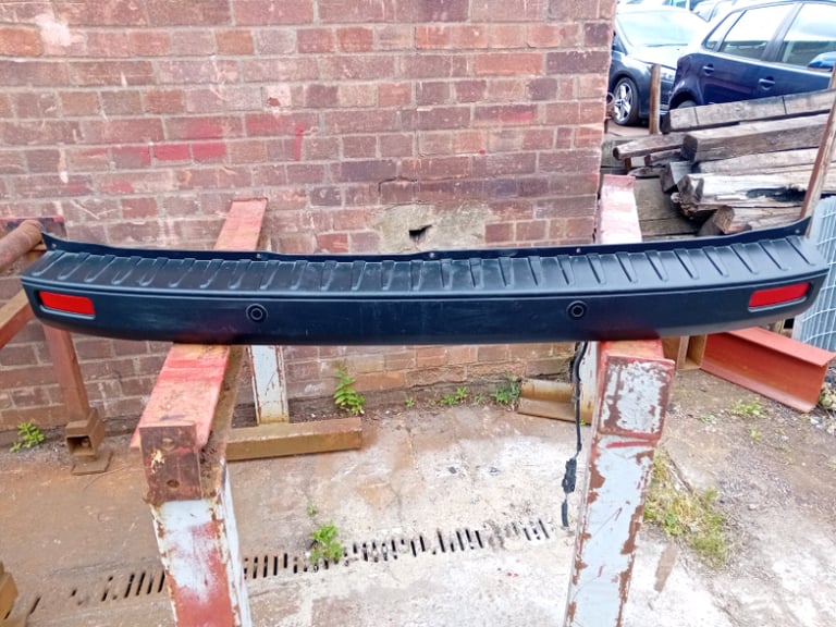 FORD TRANSIT CUSTOM 2022 REAR BUMPER WITH SENSORS