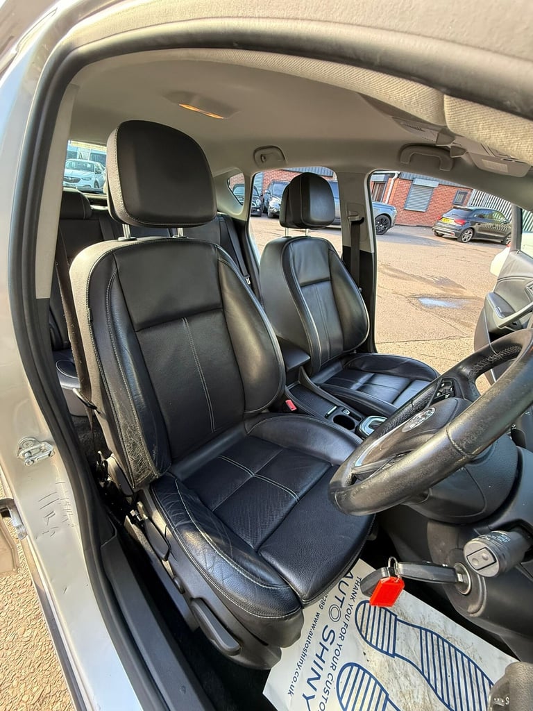 2011 Vauxhall Astra 2.0 CDTi 16V Elite 5dr Auto HATCHBACK Diesel Automatic