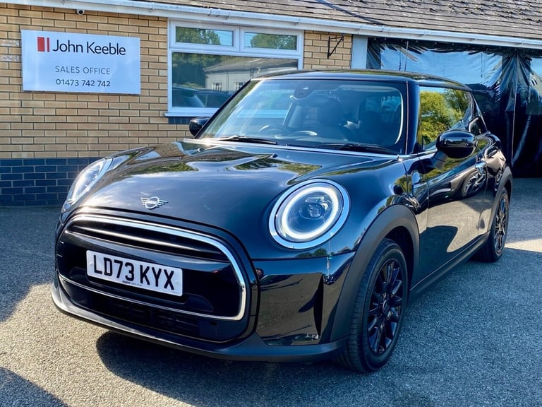 image for 2023 MINI Hatch 1.5 Cooper Classic Hatchback 3dr Petrol Manual Euro 6 (s/s) (136 ps) Hatchback Pe...