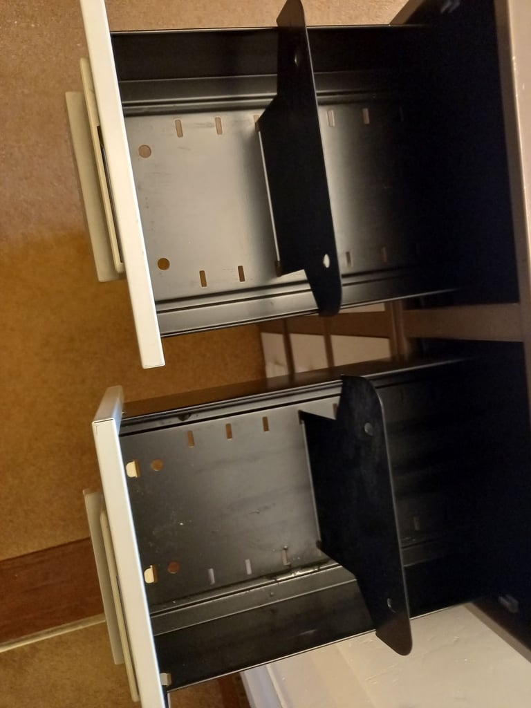 4 units metal cabinet