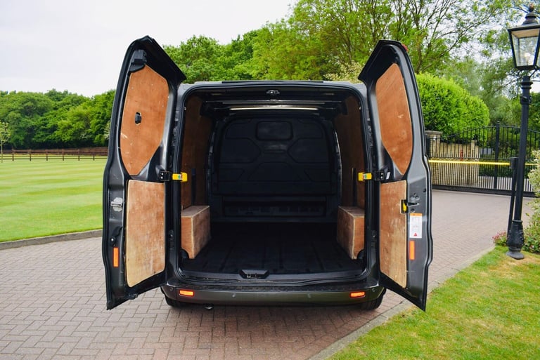 2023 Ford Transit Custom 2.0 280 EcoBlue Limited Auto L1 H1 Euro 6 5dr PANEL VAN Diesel Automatic