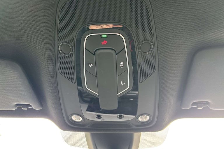 2022 Audi Q5 40 TDI Quattro S Line 5dr S Tronic SUV Diesel Automatic