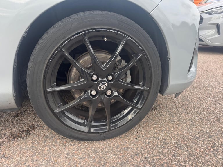 2019 Toyota Yaris 1.5 VVT-h GR SPORT E-CVT Euro 6 (s/s) 5dr HATCHBACK Petrol/Electric Hybrid Auto...