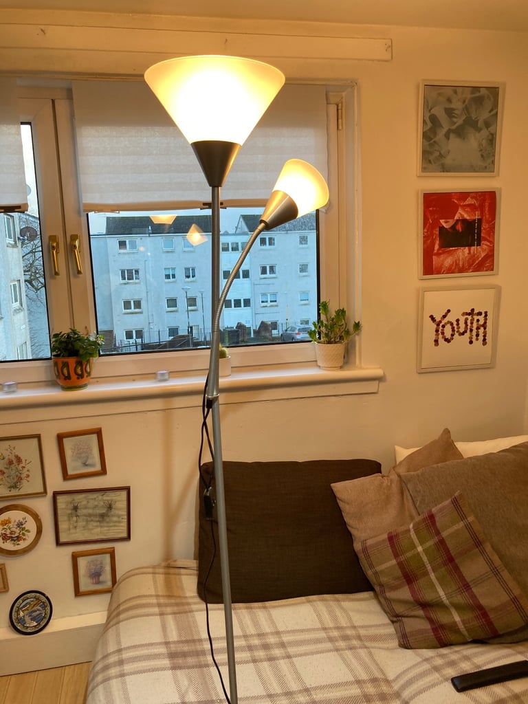 Vintage lloytron mother and child floor lamp