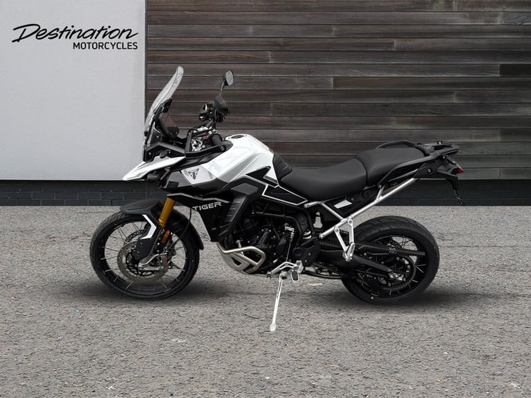 2025 Triumph Tiger 900 RALLY PRO STANDARD TWIN COLOUR Petrol white 6 Speed