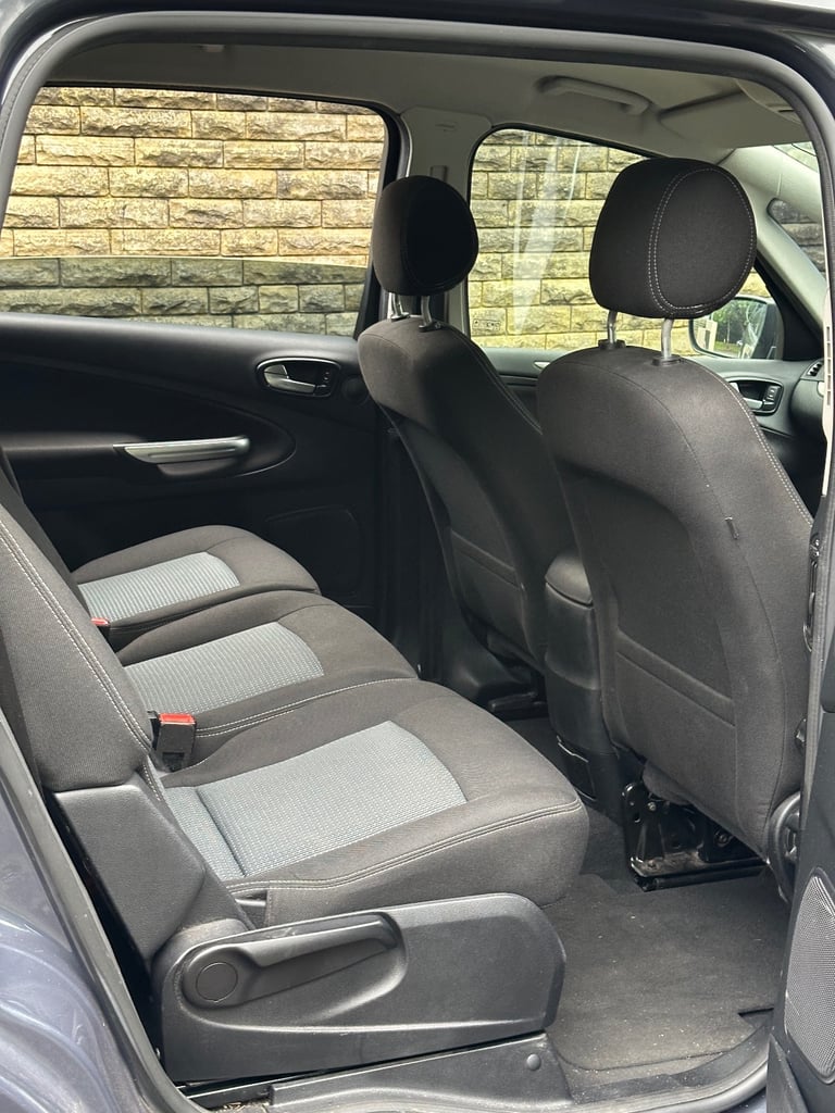 FORD S-MAX ZETEC AUTOMATIC DIESEL 7 SEATER