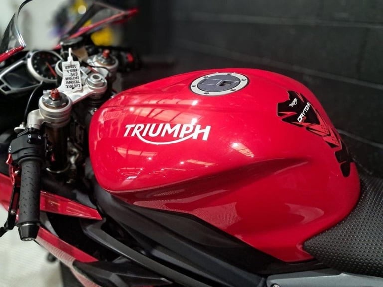 2018 67 TRIUMPH DAYTONA 675 FINANCE SPECIALISTS APPLY NOW