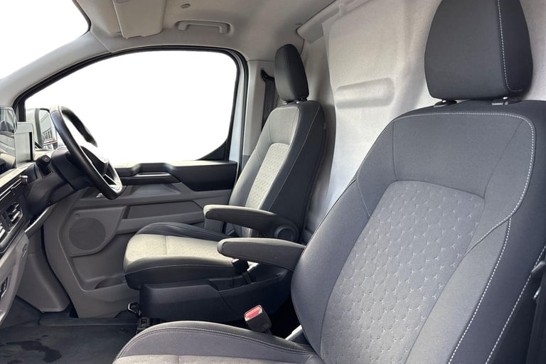 2024 Ford Transit Custom 2.0 EcoBlue 170ps H1 Van Limited Auto-Tailgate-NAV Van DIESEL Automatic