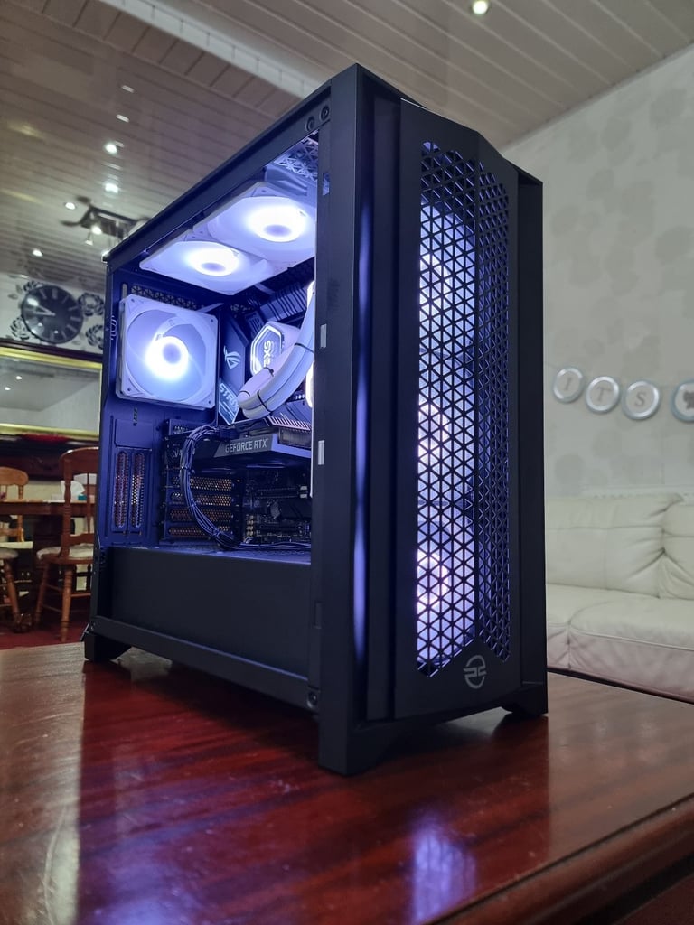 i7 10700, RTX 3060Ti 8GB, 32GB RAM, High Spec Gaming PC.