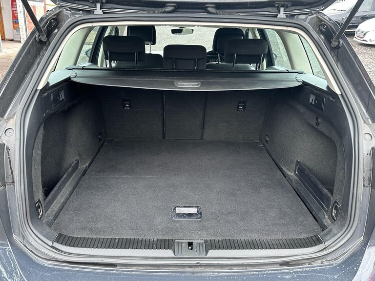  Volkswagen Passat 1.6 TDI BlueMotion Tech SE Euro 6 (s/s) 5dr Diesel Manual