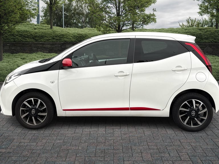 2021 Toyota AYGO 1.0 VVT-i X-Trend TSS 5dr x-shift Hatchback Petrol Automatic