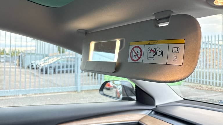 2022 Tesla Model 3 Long Range AWD 4dr Auto Electric Saloon Saloon Electric Automatic