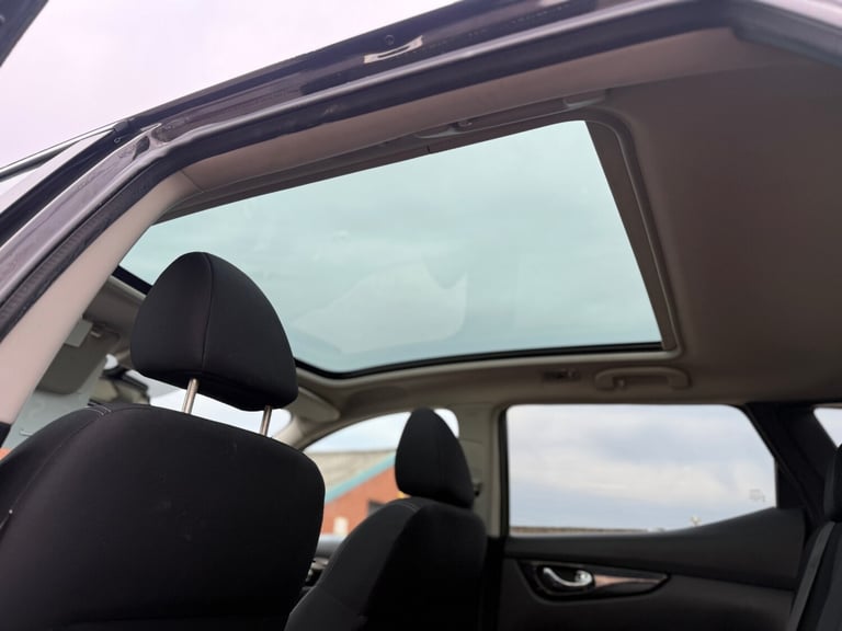 2014 Nissan Qashqai 1.2 DiG-T Acenta Premium 5dr HATCHBACK Petrol Manual
