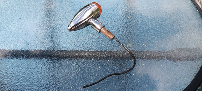 Motorcycle bullet style brake and turn lights x 2