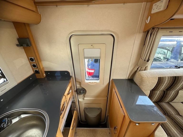 Nu-Venture Surf 1.6 HDi 1000 global Debut version DIESEL MANUAL 2013/13