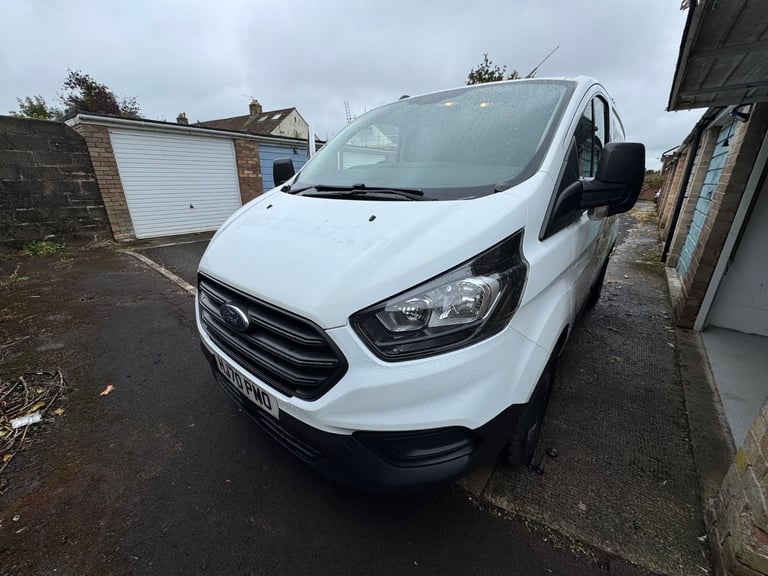 image for Ford, TRANSIT CUSTOM, Panel Van, 2020, Manual, 1996 (cc)
