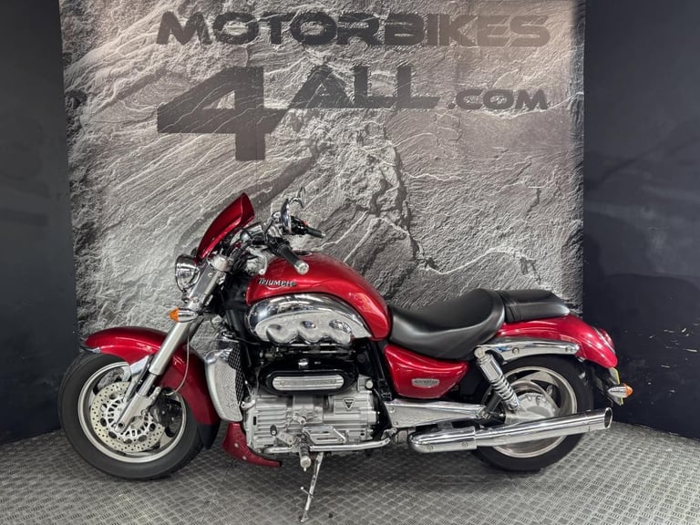 TRIUMPH ROCKET III 3 2004