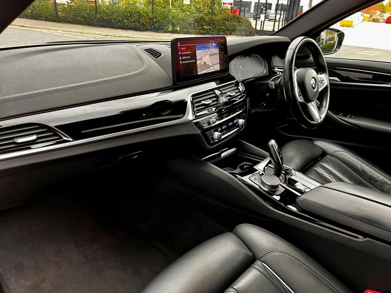 2021 BMW 5 Series 3.0 530d MHT M Sport Steptronic xDrive Euro 6 (s/s) 4dr SALOON Diesel/Electric ...